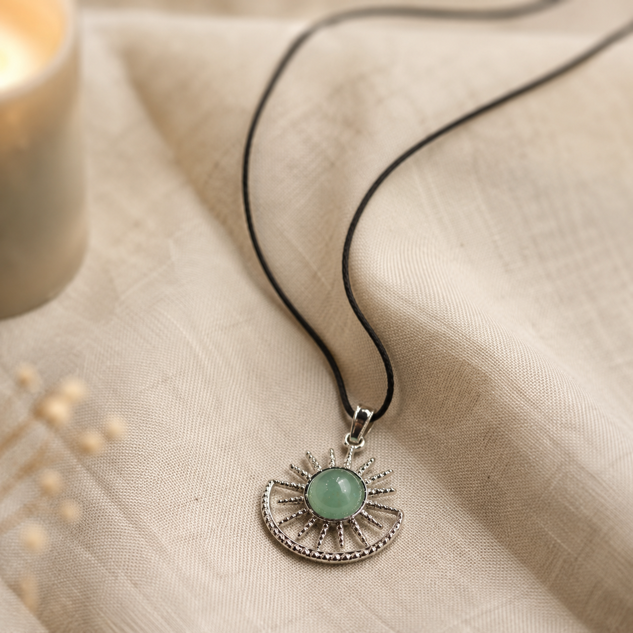 Verdelune Amethyst Energy Pendant – Green Aventurine Celestial Necklace, Prosperity & Harmony Symbol (15 gm)